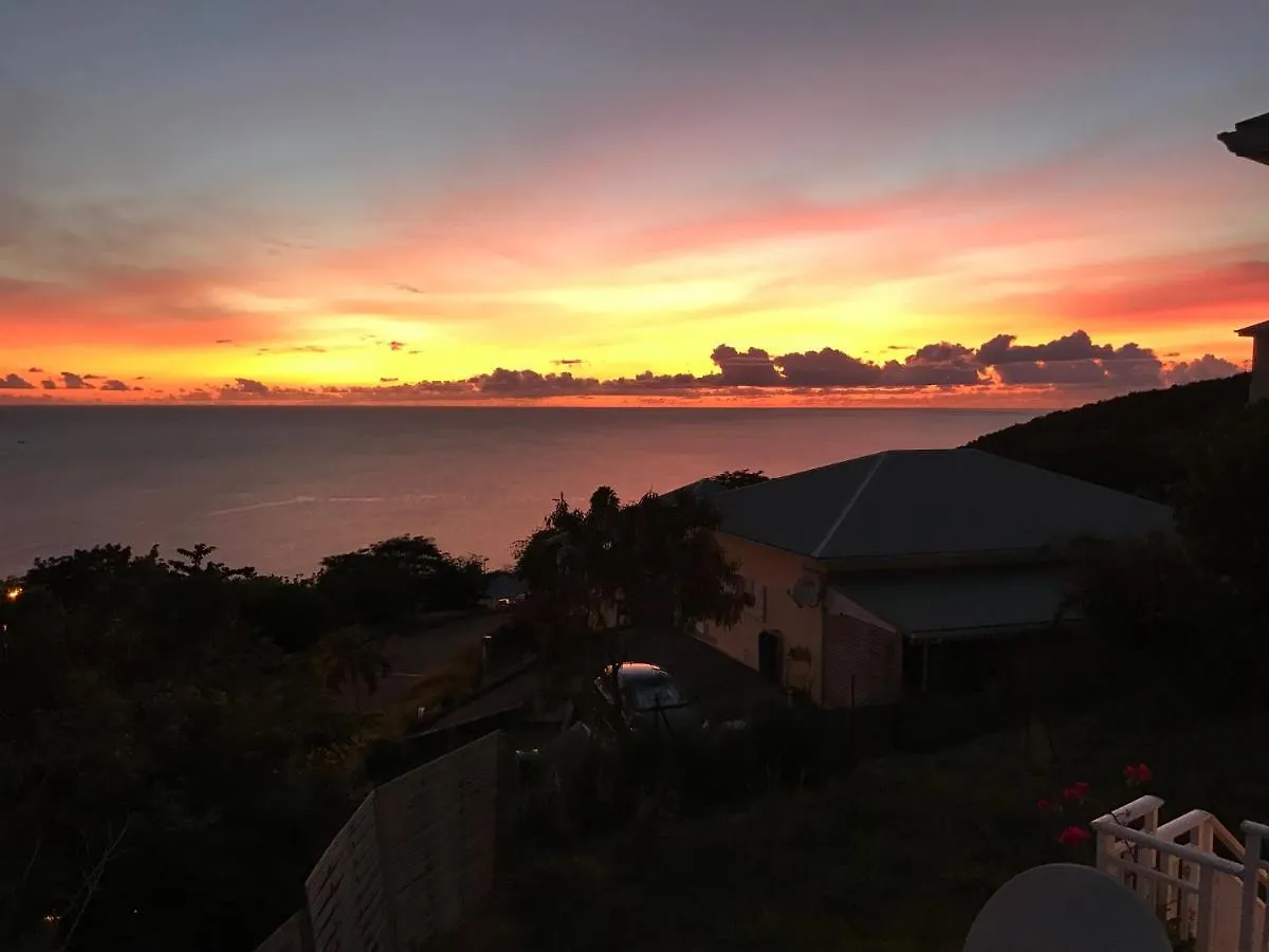 Villa Zenith Case-Pilote 0*,  Martinique